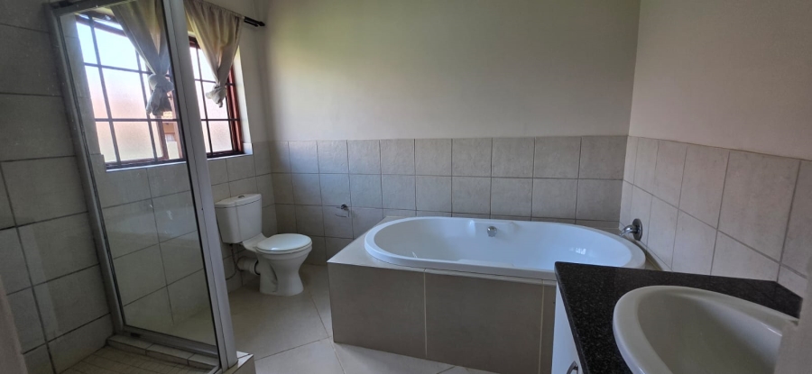 To Let 3 Bedroom Property for Rent in Melodie North West